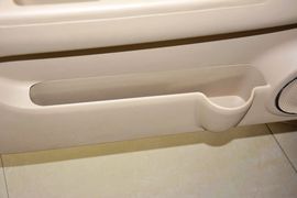 2013款北京汽车E150自动乐尚型