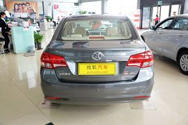 2013款北京汽车E150自动乐尚型