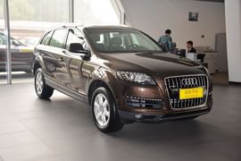 2014款奥迪Q7 35TFSI进取型