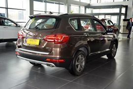 2014款哈弗H6运动版1.5T手动两驱精英型