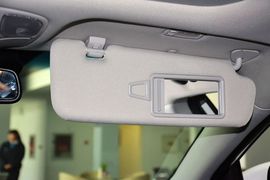 2014款现代索纳塔八2.4L自动豪华版