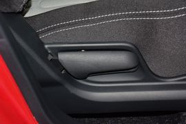 2013款铃木奥拓1.0L自动豪华型