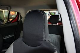 2013款铃木奥拓1.0L自动豪华型