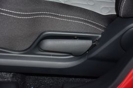 2013款铃木奥拓1.0L自动豪华型