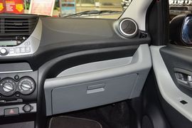 2013款铃木奥拓1.0L自动豪华型