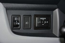 2013款铃木奥拓1.0L自动豪华型