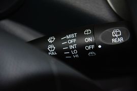 2013款铃木奥拓1.0L自动豪华型