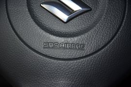 2013款铃木奥拓1.0L自动豪华型