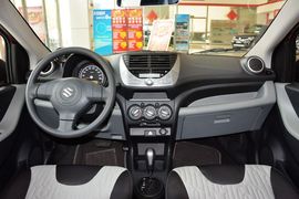 2013款铃木奥拓1.0L自动豪华型