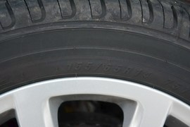 2013款铃木奥拓1.0L自动豪华型