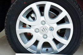 2013款铃木奥拓1.0L自动豪华型