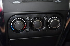 2013款铃木天语SX4