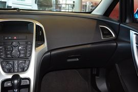 2014款别克英朗XT