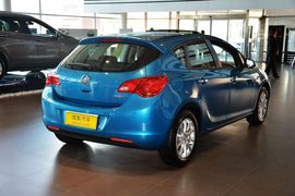 2014款别克英朗XT