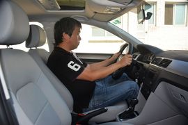2015款斯柯达昕锐1.6L自动优选型
