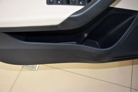 2015款斯柯达昕锐1.6L自动优选型