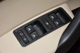 2015款斯柯达昕锐1.6L自动优选型