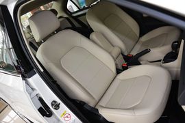 2015款斯柯达昕锐1.6L自动优选型