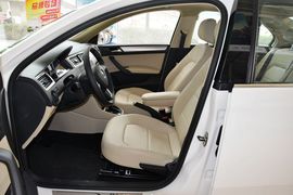 2015款斯柯达昕锐1.6L自动优选型