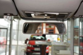 2015款斯柯达昕锐1.6L自动优选型