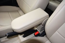 2015款斯柯达昕锐1.6L自动优选型