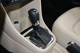 2015款斯柯达昕锐1.6L自动优选型