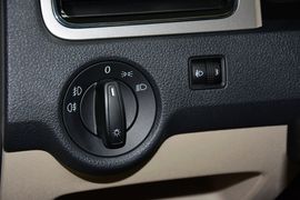 2015款斯柯达昕锐1.6L自动优选型