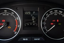 2015款斯柯达昕锐1.6L自动优选型