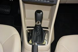 2015款斯柯达昕锐1.6L自动优选型