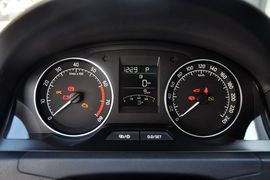 2015款斯柯达昕锐1.6L自动优选型