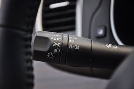 2013款日产天籁2.0L