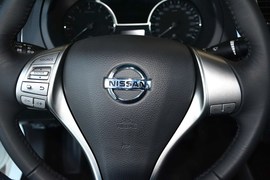 2013款日产天籁2.0L