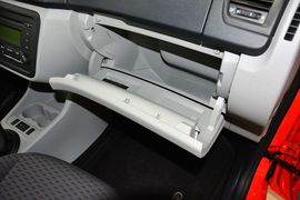 2014款斯柯达晶锐1.4L手动晶灵版