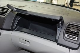 2014款斯柯达晶锐1.4L手动晶灵版