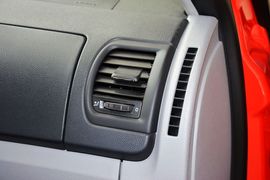 2014款斯柯达晶锐1.4L手动晶灵版
