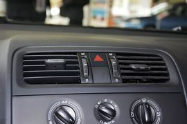 2014款斯柯达晶锐1.4L手动晶灵版