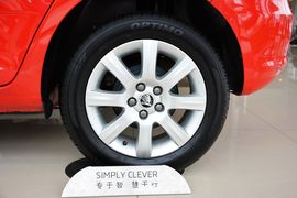 2014款斯柯达晶锐1.4L手动晶灵版