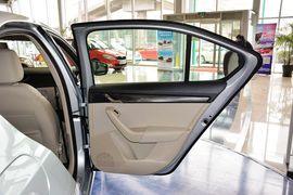 2015款斯柯达明锐1.6L自动逸杰版