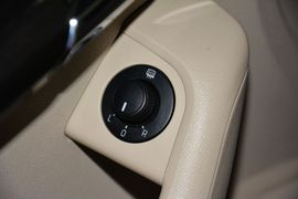 2015款斯柯达明锐1.6L自动逸杰版