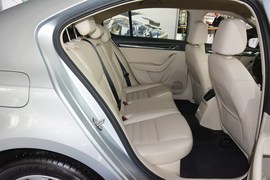 2015款斯柯达明锐1.6L自动逸杰版