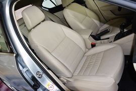 2015款斯柯达明锐1.6L自动逸杰版