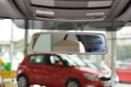 2015款斯柯达明锐1.6L自动逸杰版