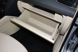 2015款斯柯达明锐1.6L自动逸杰版