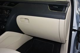 2015款斯柯达明锐1.6L自动逸杰版