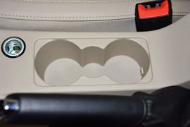 2015款斯柯达明锐1.6L自动逸杰版