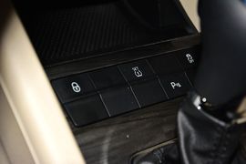 2015款斯柯达明锐1.6L自动逸杰版