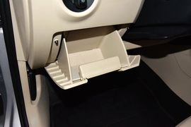 2015款斯柯达明锐1.6L自动逸杰版