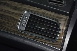 2014款长城C50升级版1.5T手动时尚型