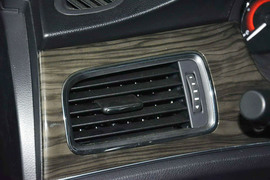 2014款长城C50升级版1.5T手动时尚型