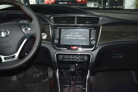 2014款长城C50升级版1.5T手动时尚型